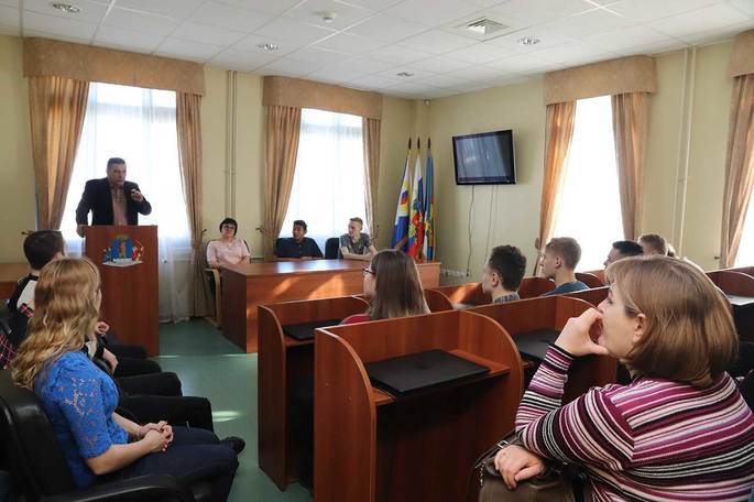 Школьники Анадыря познакомились с политической жизнью округа.