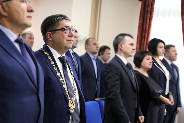 Глава вступил в должность
