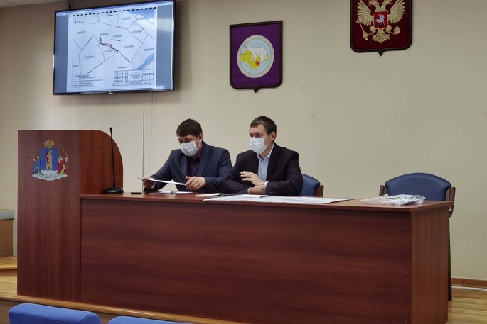 В городской мэрии прошли публичные слушания