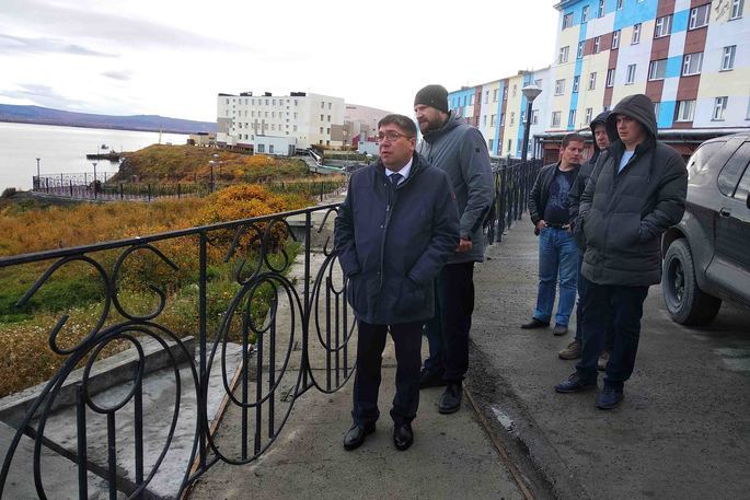 Леонид Николаев провел мониторинг домов и дворовых территорий города
