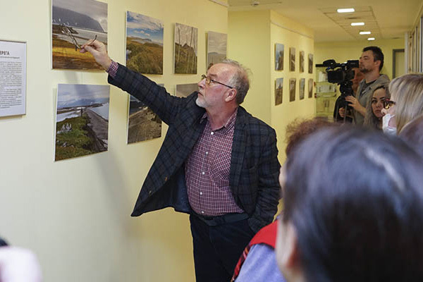 Фотографии из археологических экспедиций представили в музее Анадыря