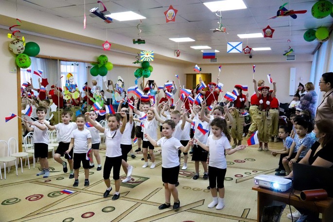 В детском саду «Золотой ключик» прошла военно-патриотическая игра «Зарничка»