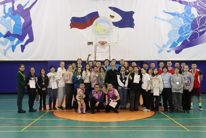 В окружной столице завершилось открытое первенство города Анадыря по баскетболу среди мужских и женских команд