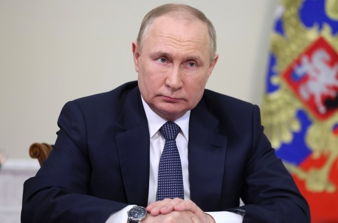 ЦИК зарегистрировал Владимира Путина кандидатом на президентские выборы 