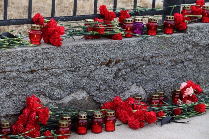 В Анадыре прошла памятная акция по погибшим в Белгороде 