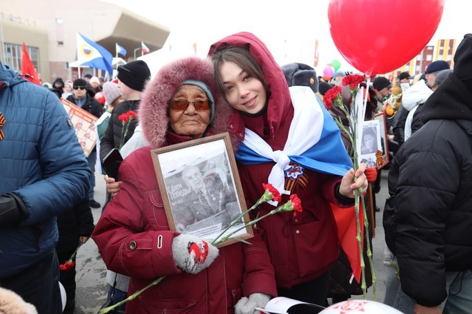 🎗 Военный парад в честь 80-летия Победы прошёл в Анадыре!